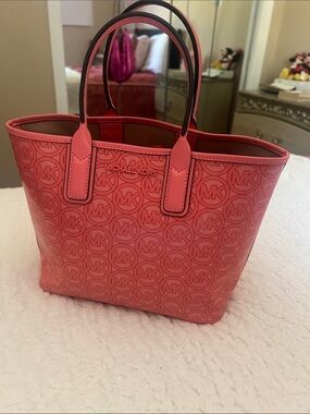 Michael Kors Pink Signature Logo small Tote